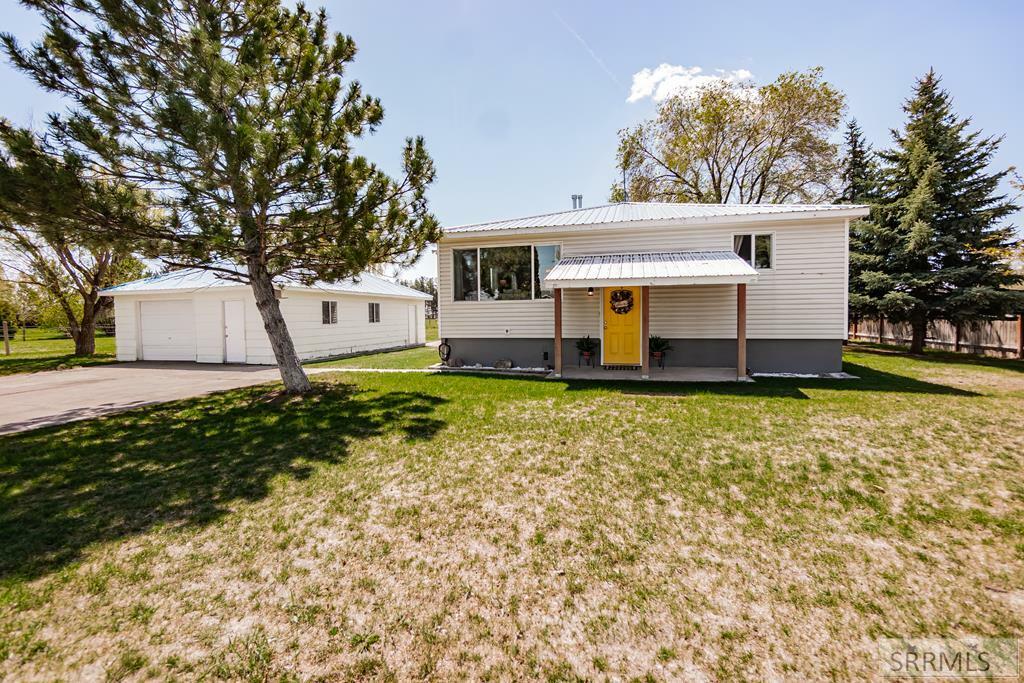 3908 E 100 N  Rigby ID 83442 photo