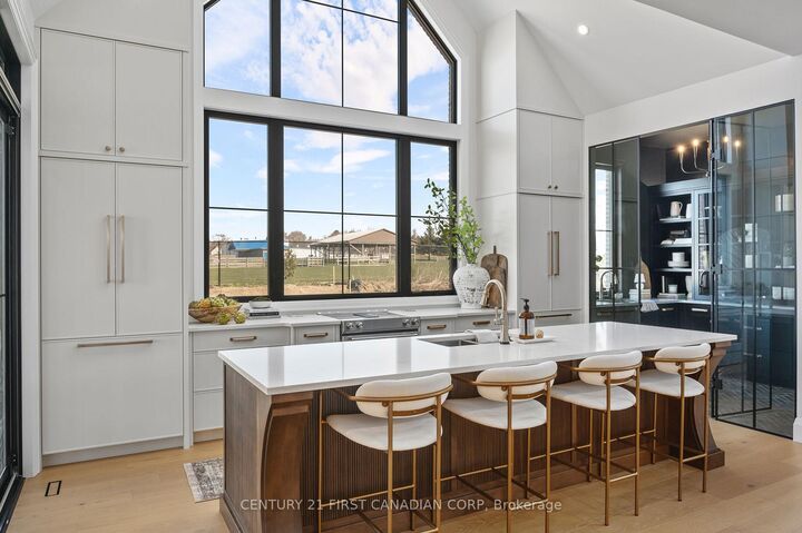 Property Photo:  208 Foxborough Place  ON N0M 2P0 