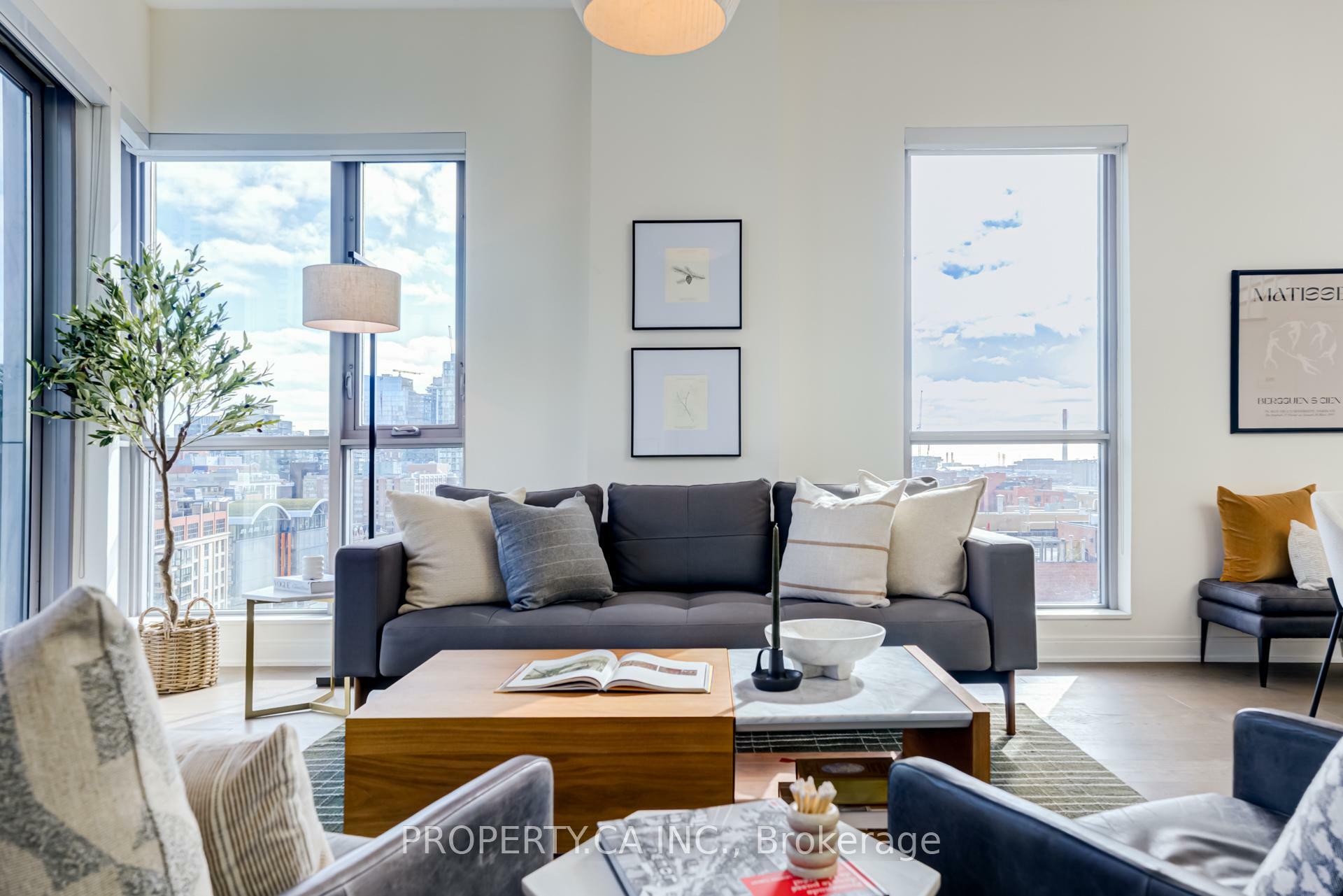 Property Photo: 55 Front Street E Ph1205 ON M5J 1B3