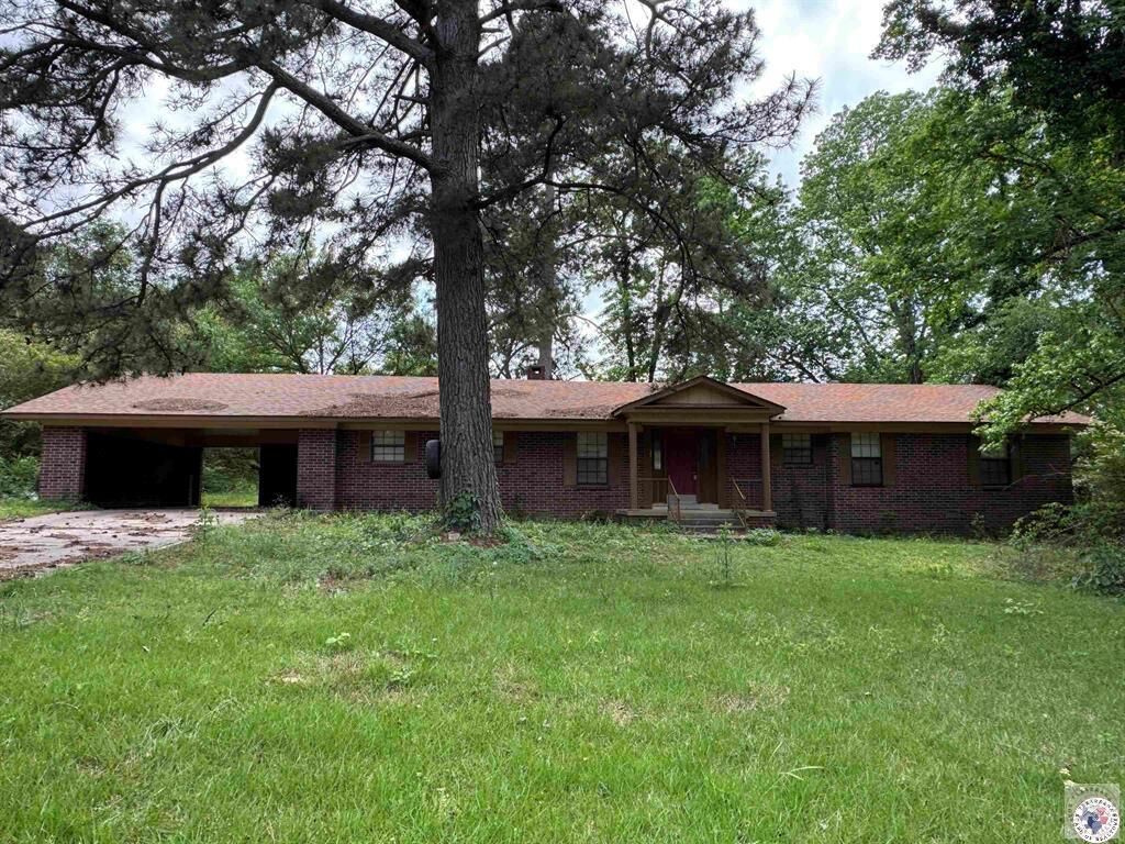 Property Photo:  203 Chickasaw Cir  TX 75551 