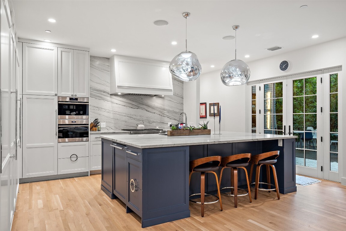 Property Photo:  4203 Balcones Drive  TX 78731 