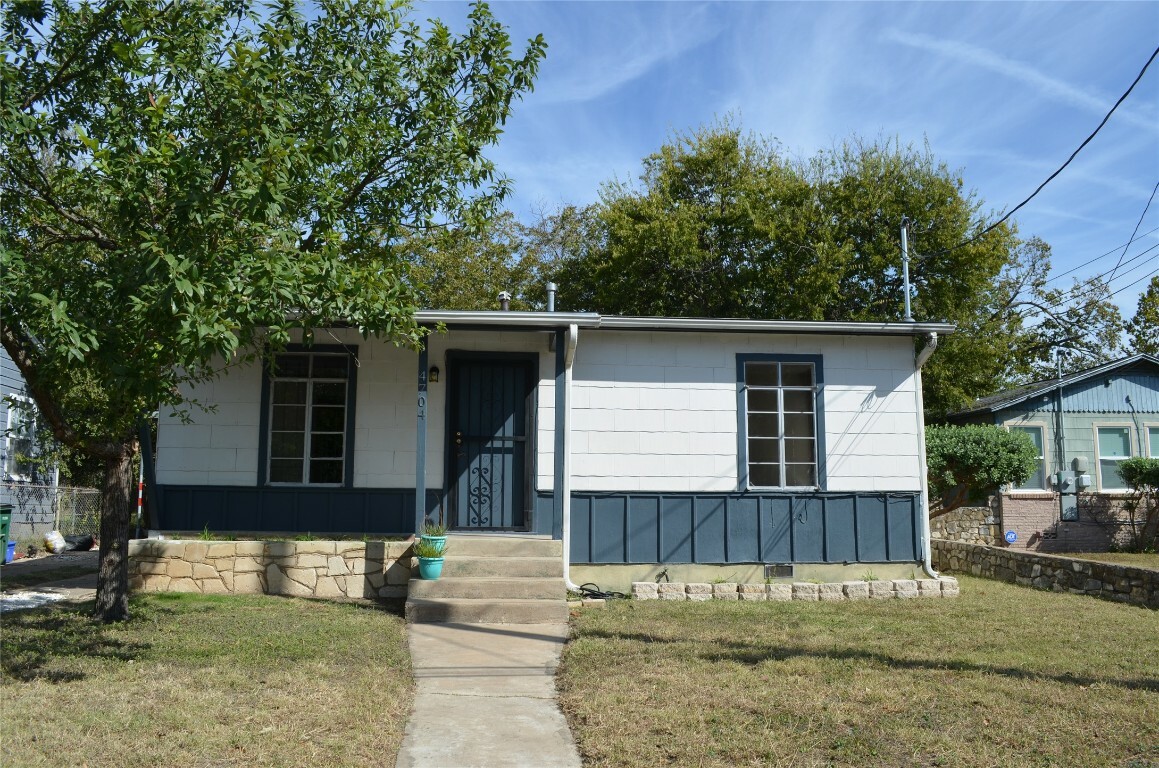 4704 Wally Avenue  Austin TX 78721 photo