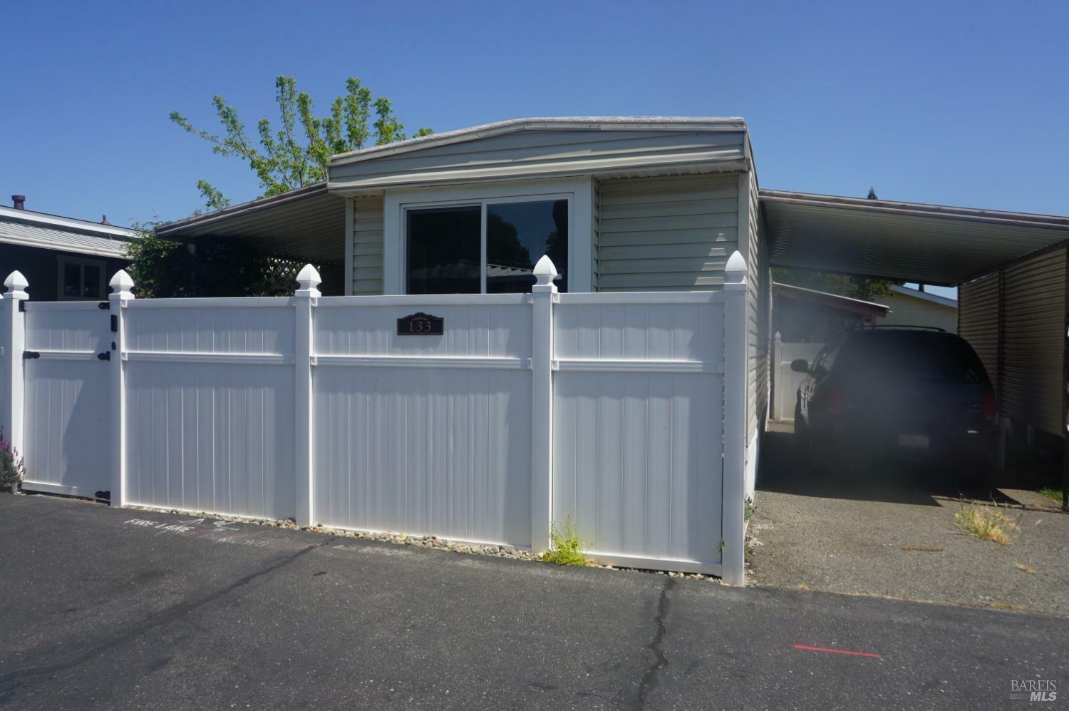 Property Photo: 133 Calle Chapultepic CA 95687
