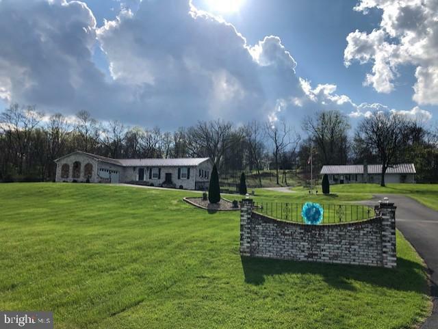 Property Photo: 373 Greenfield Drive VA 22603