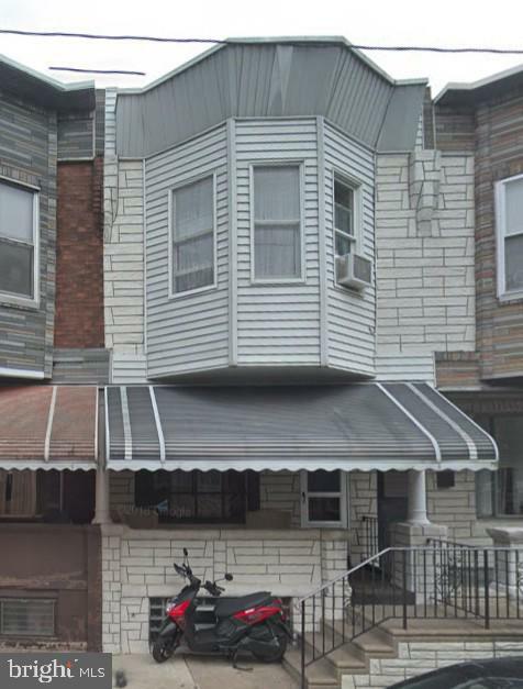 Property Photo: 2645 S Sartain Street PA 19148