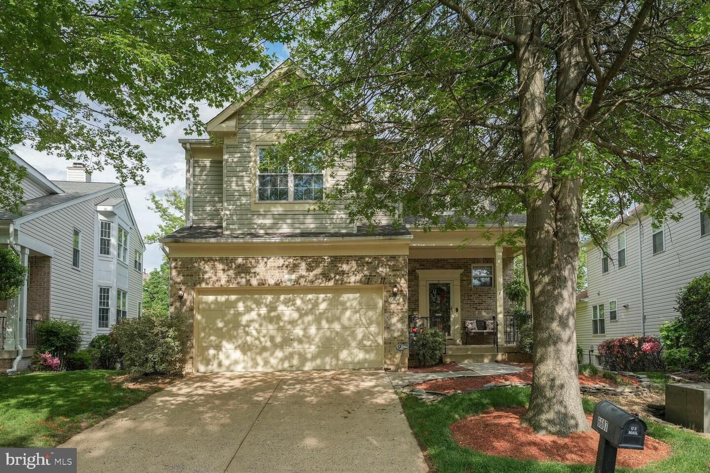 Property Photo:  6607 Green Glen Court  VA 22315 