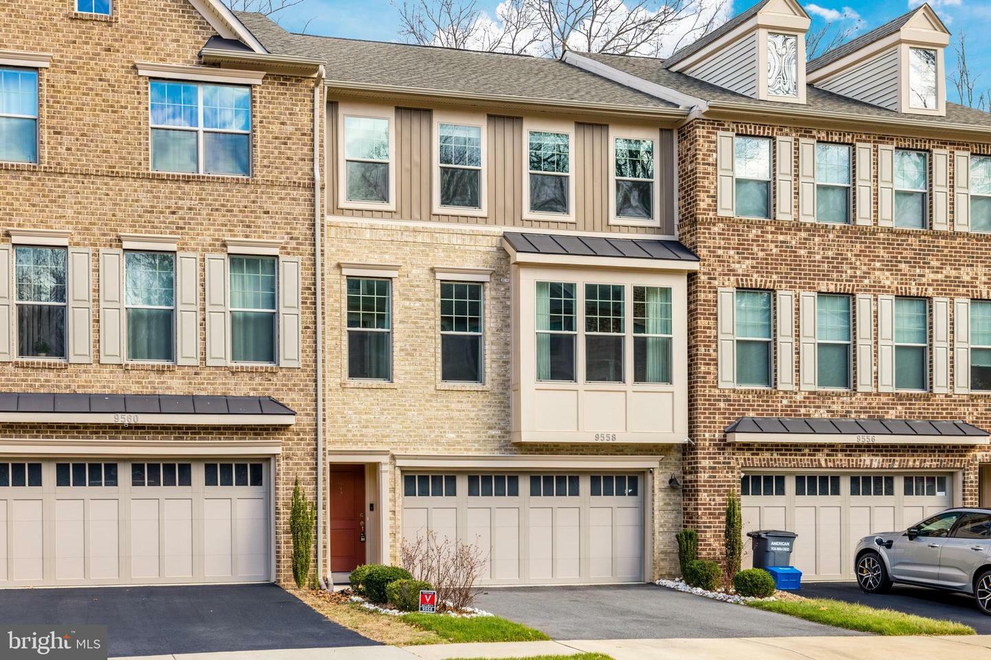 Property Photo: 9558 Katelyn Zinn Place VA 22015