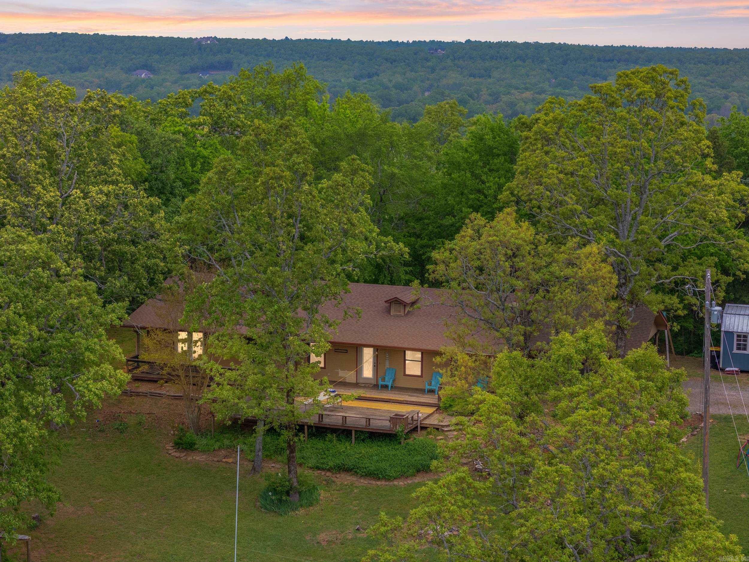 Property Photo: 11 Demarco Lane AR 72173-9784