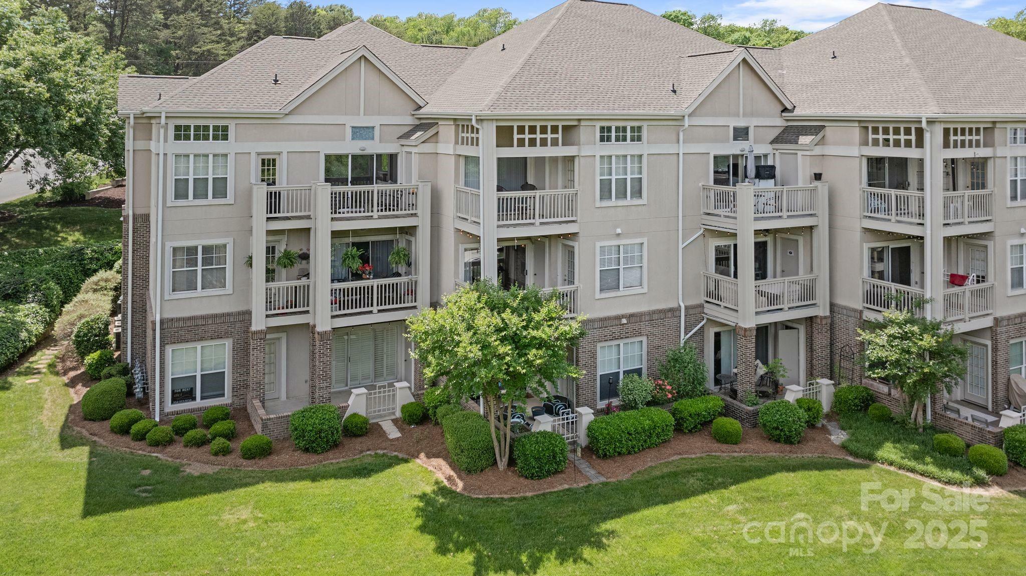 Property Photo: 108 Pier 33 Drive 414 NC 28117