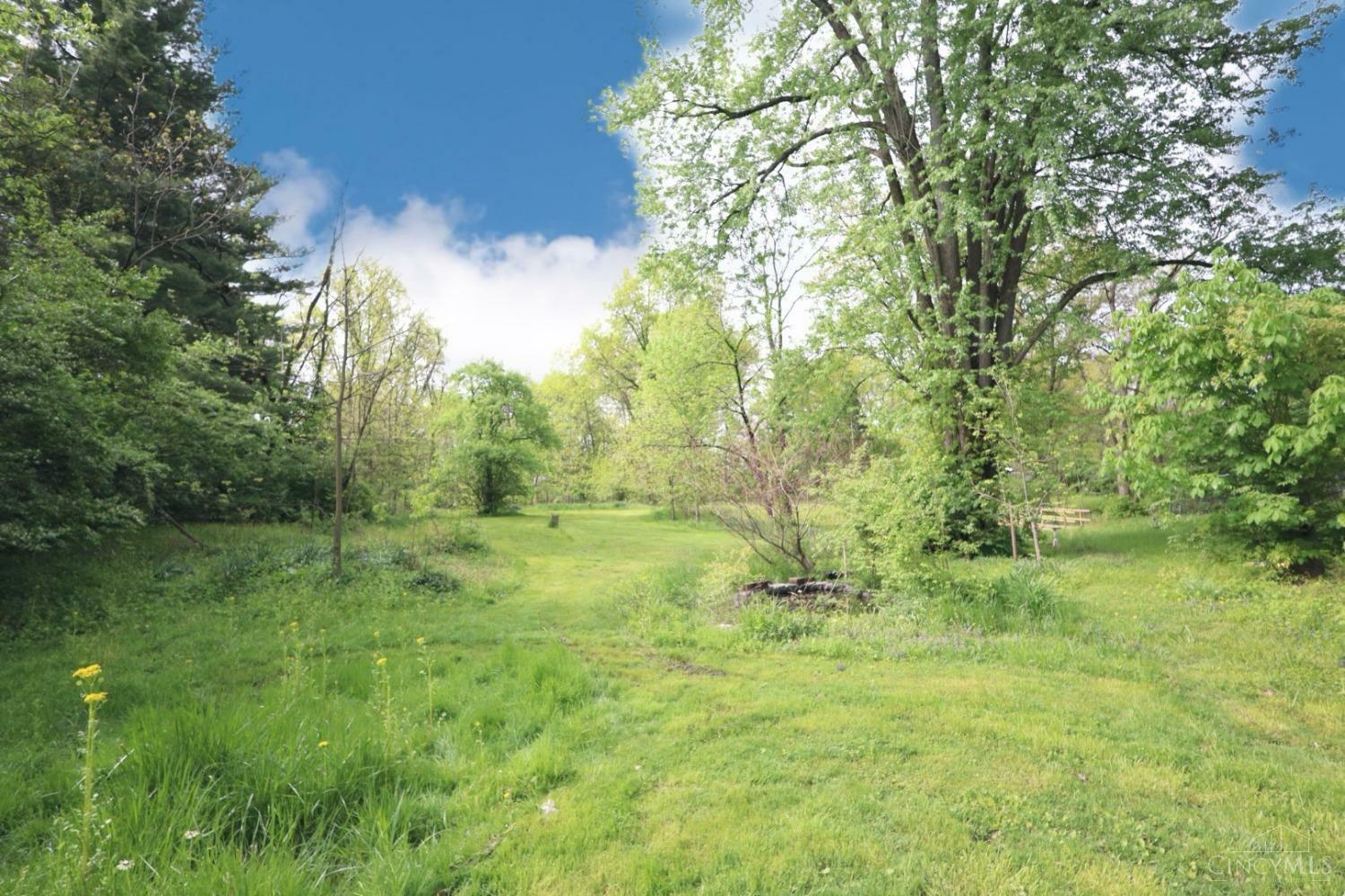 Property Photo: 2015 W Galbraith Road OH 45239