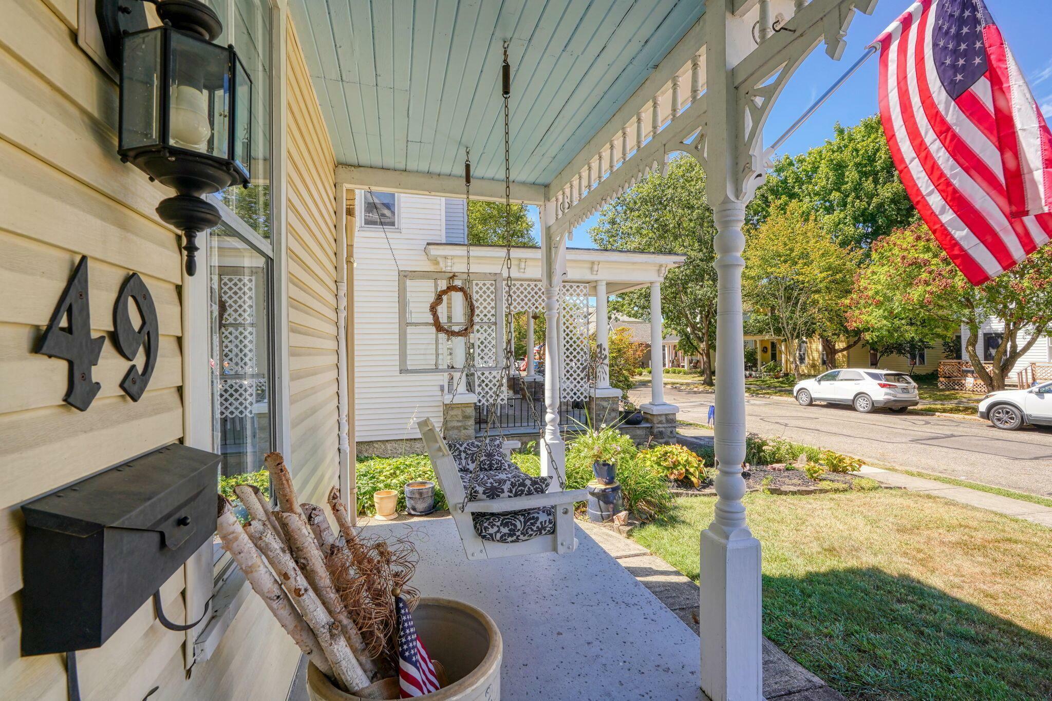 Property Photo: 49 E Mound Street OH 43110