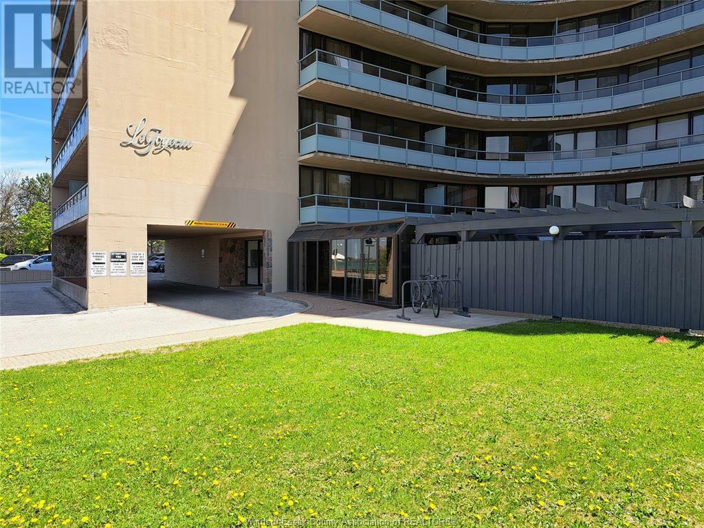 Property Photo: 111 Riverside Drive East 808 ON N9A 2S6