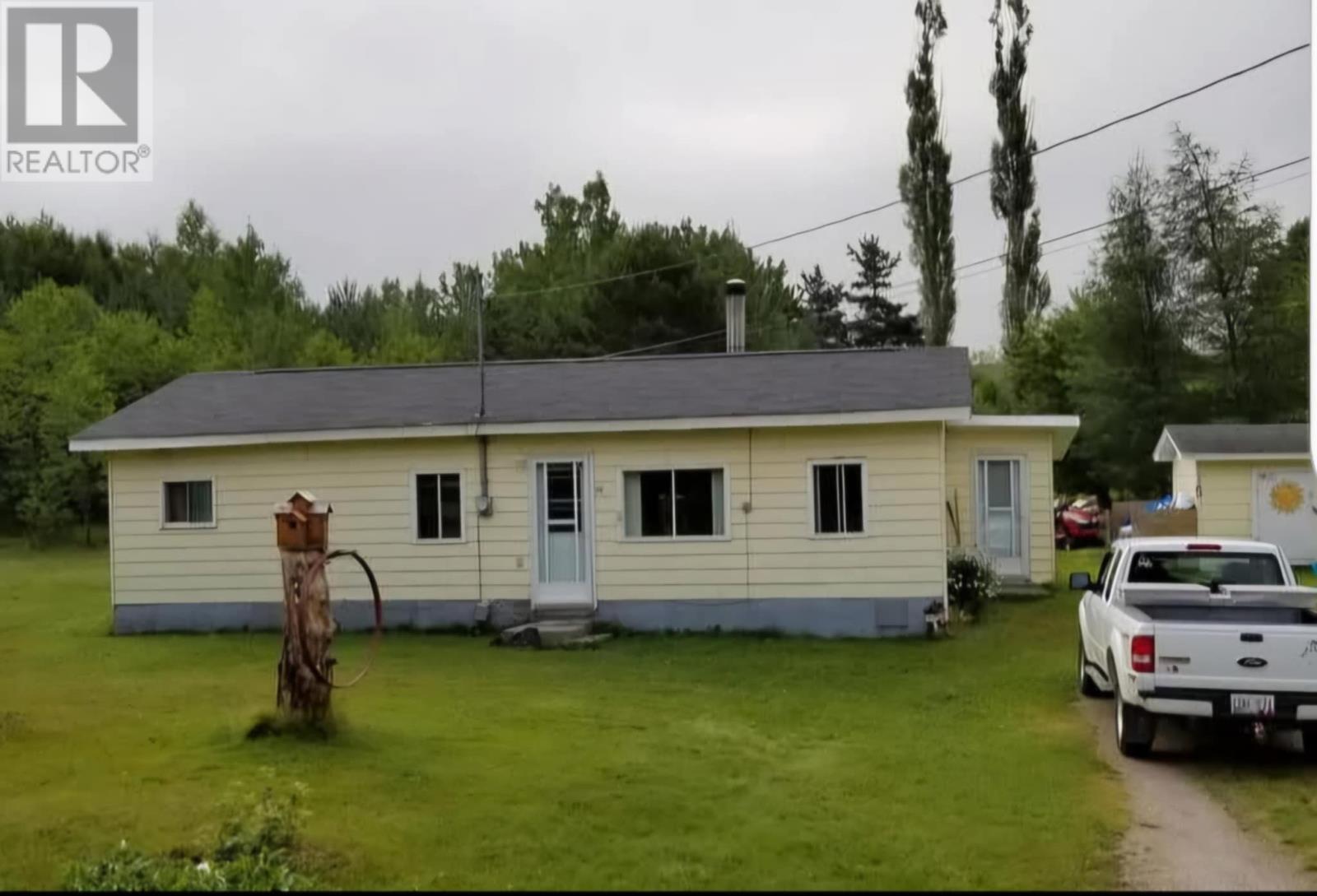74 Midland Row  Pasadena NL A0L 1K0 photo