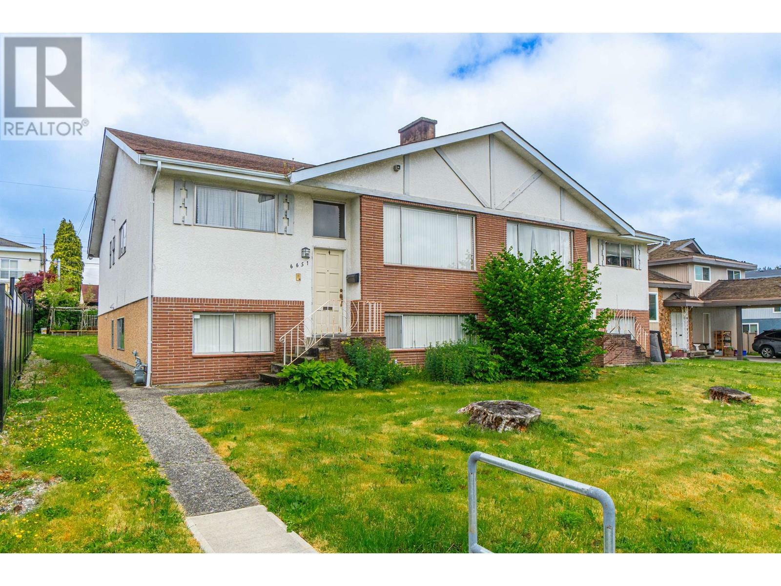 Property Photo: 6651 Lochdale Street BC V5B 2M7