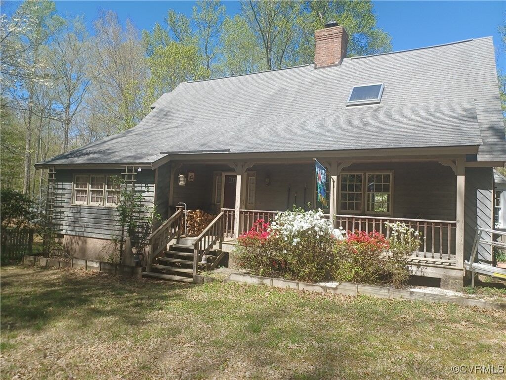 Property Photo:  1720 Linda Carol Drive  VA 23139 