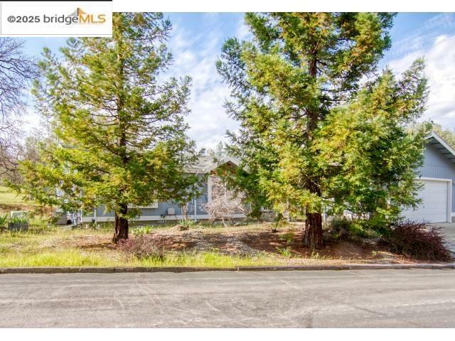 Property Photo: 22782 Rolling Woods Drive CA 95321