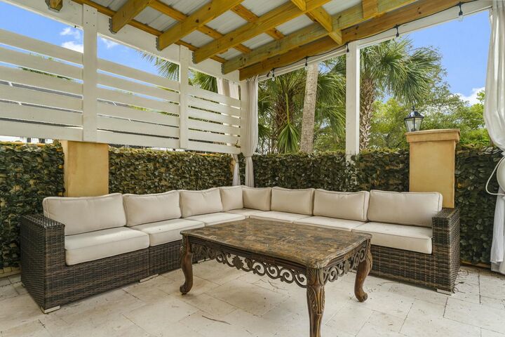 Property Photo:  28 Spyglass Drive  FL 32550