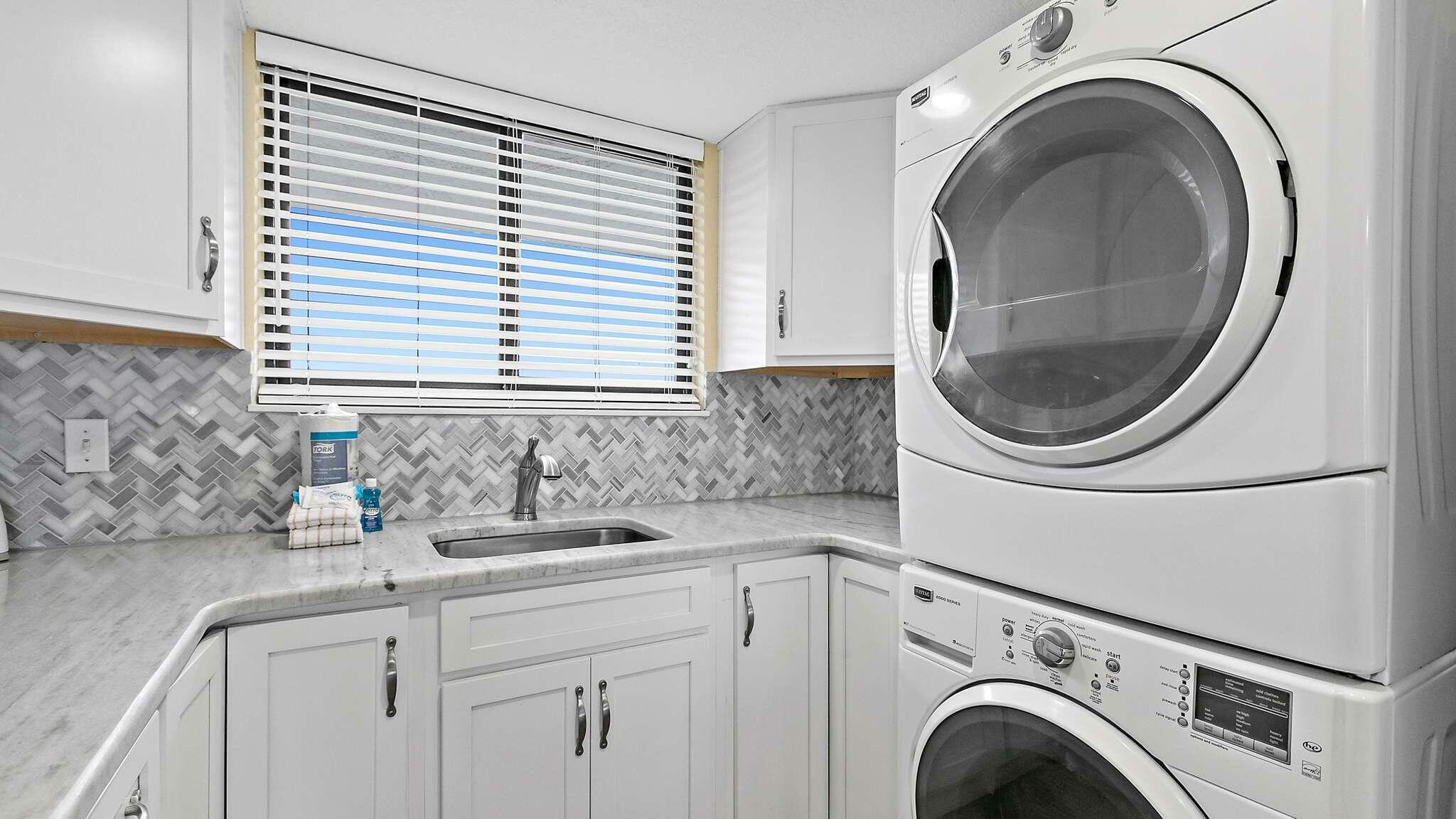 Property Photo: 1040 Hwy 98 718 FL 32541