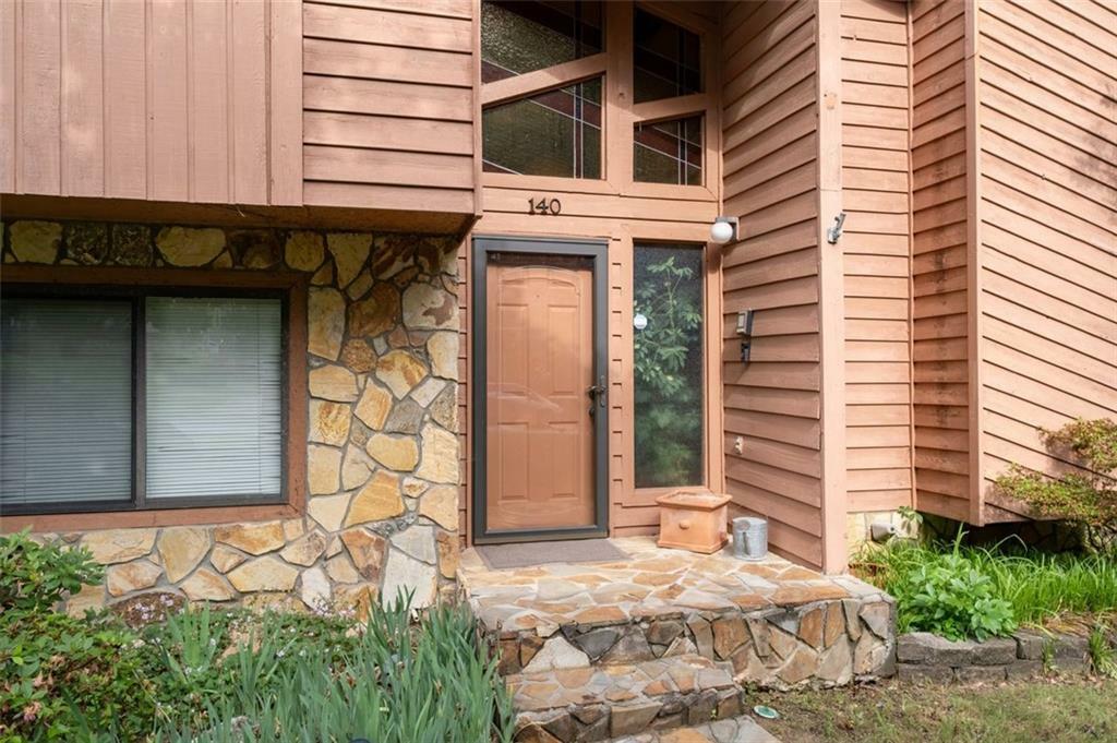 Property Photo: 140 N Star Trail SW GA 30331