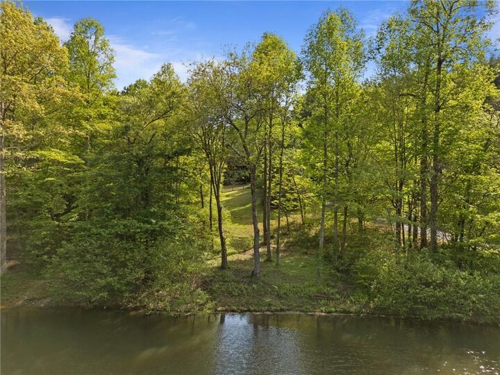 Property Photo:  103 Twin Lakes Road  GA 30513 