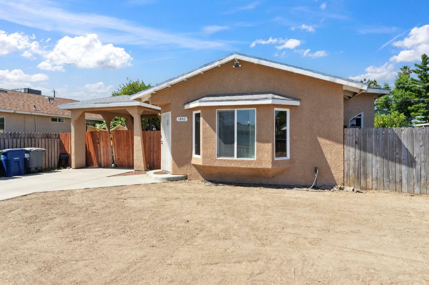 Property Photo: 1441 Tucker Street CA 93662