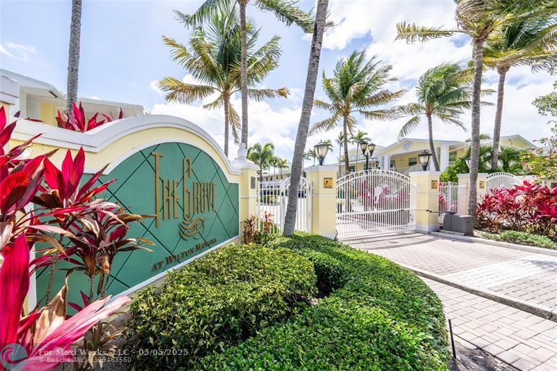 Property Photo:  2660 NE 8th Ave 212  FL 33334