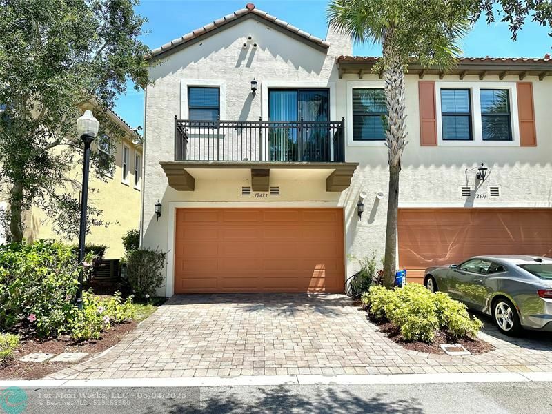 Property Photo: 12675 NW 32nd Ct FL 33323