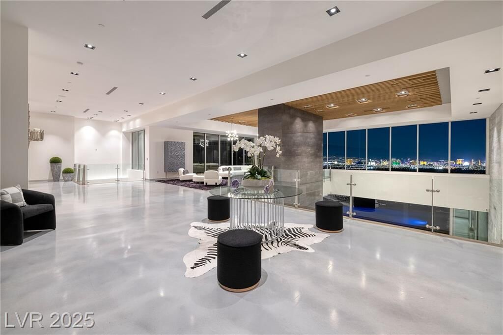 Property Photo:  621 Majestic Rim Drive  NV 89012 
