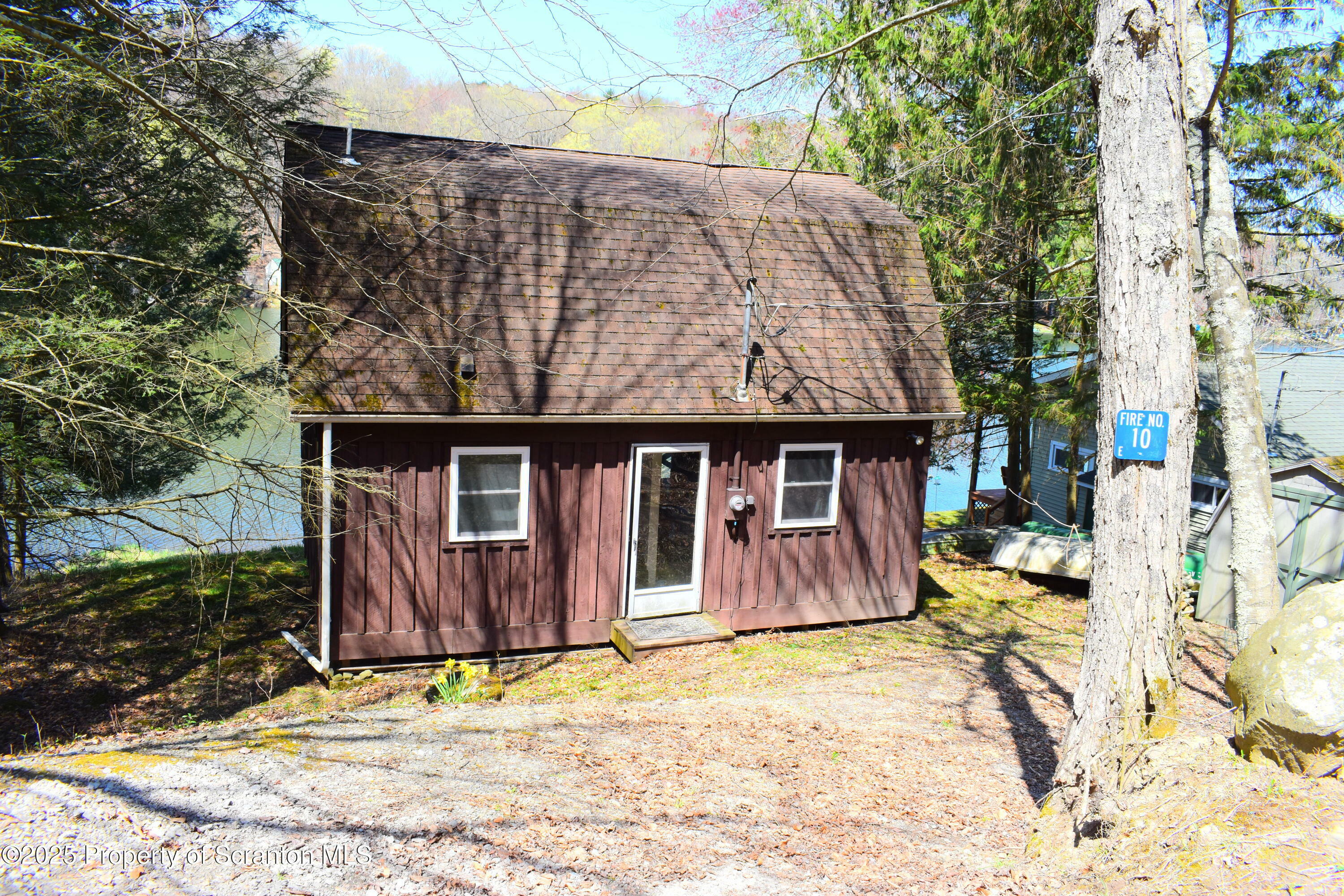 125 E Crescent Lake Rd  Meshoppen PA 18630 photo