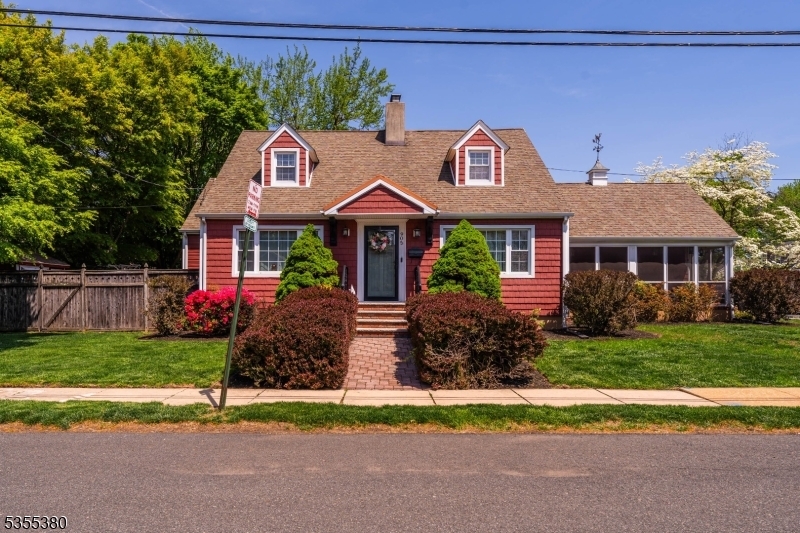905 Lakeside Pl  Union Twp. NJ 07083 photo