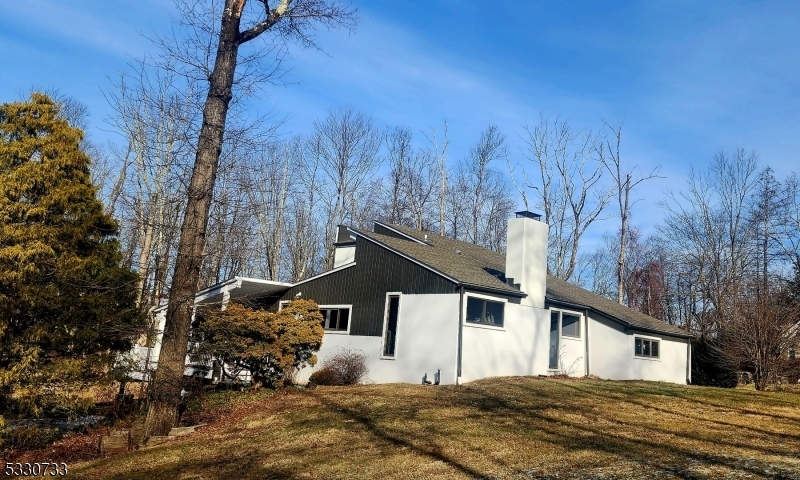 54 Farmersville Rd  Tewksbury Twp. NJ 07830 photo