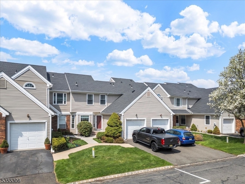 18 Daisy Ct  Readington Twp. NJ 08889 photo