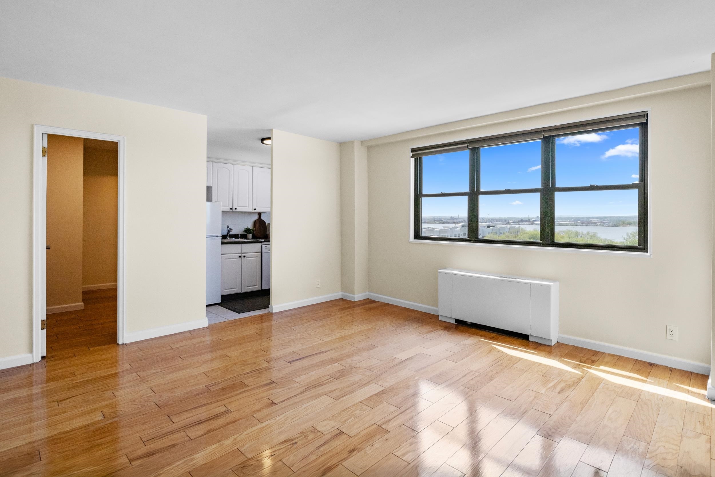 Property Photo: 1225 Kennedy Blvd 7C NJ 07002