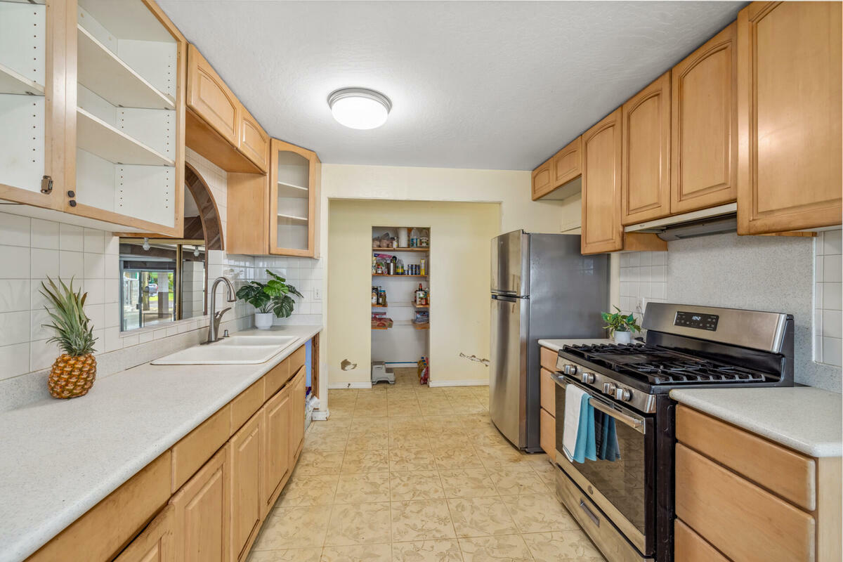Property Photo: 242 Koili Ln HI 96746