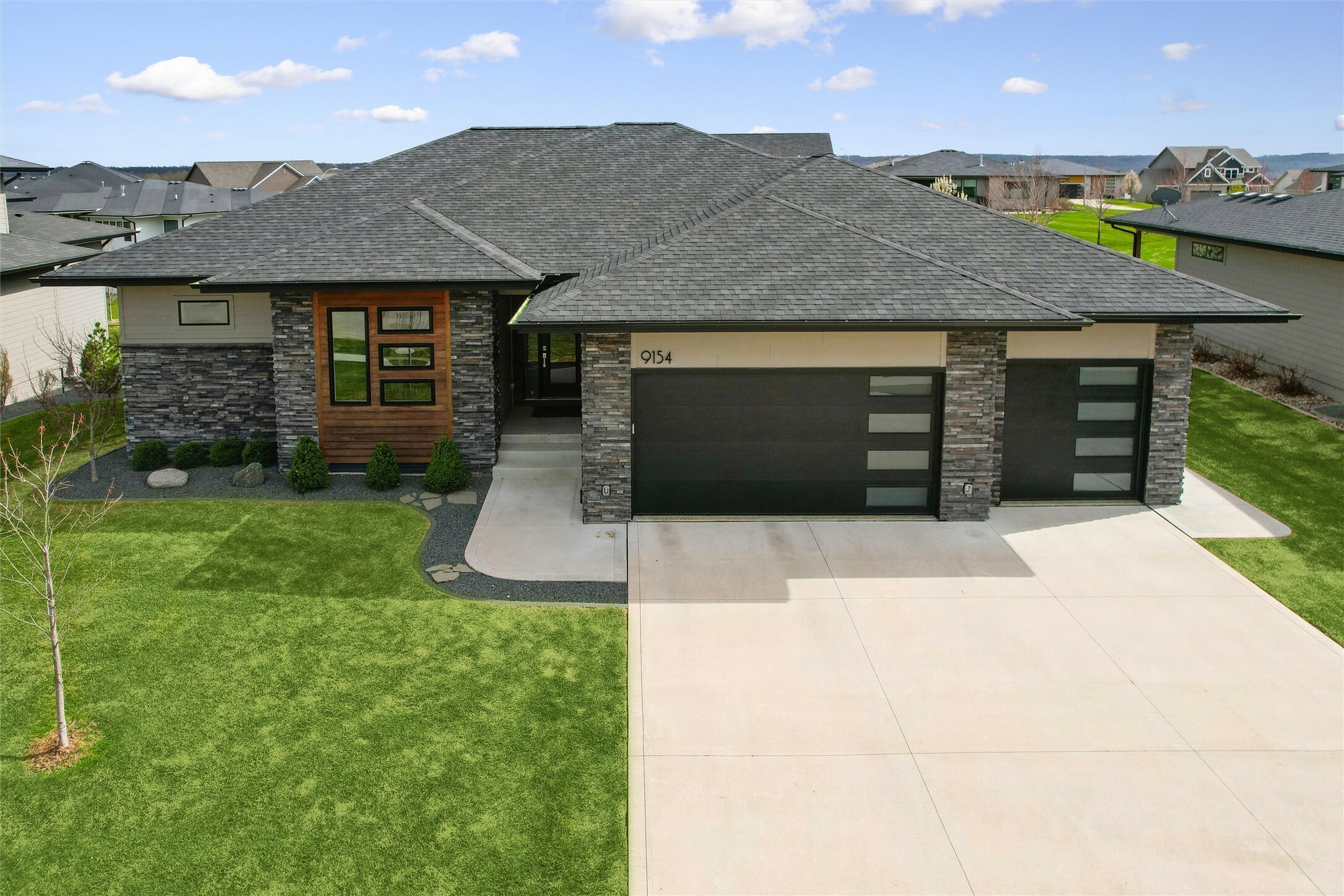 9154 Moonseed Court  West Des Moines IA 50266 photo