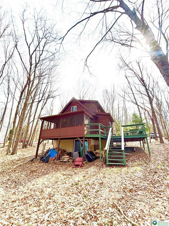 Property Photo: 371 Rose Marie Lane PA 18302