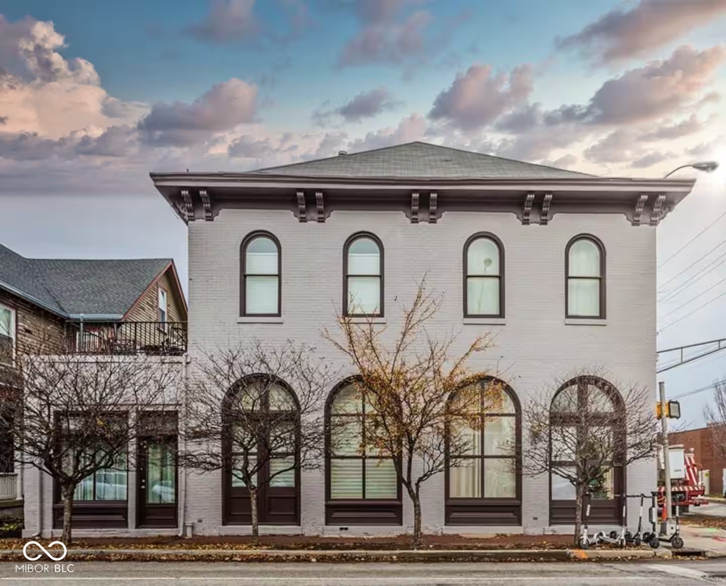 Property Photo: 304 N College Avenue Apt A IN 46202