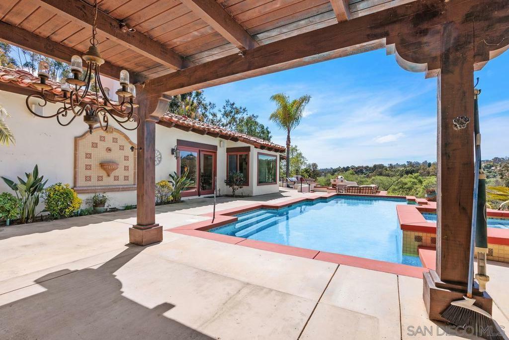 528 Flores De Oro  Rancho Santa Fe CA 92067 photo