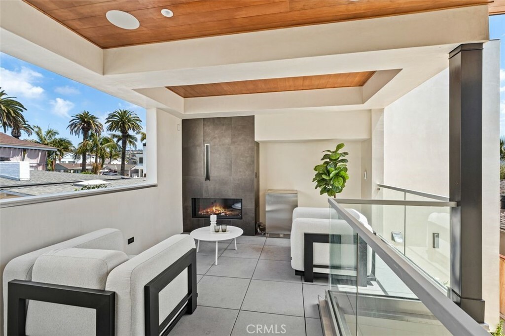 Property Photo: 507 .5 Marguerite Avenue CA 92625