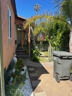 Property Photo: 716 Opal Street CA 90277