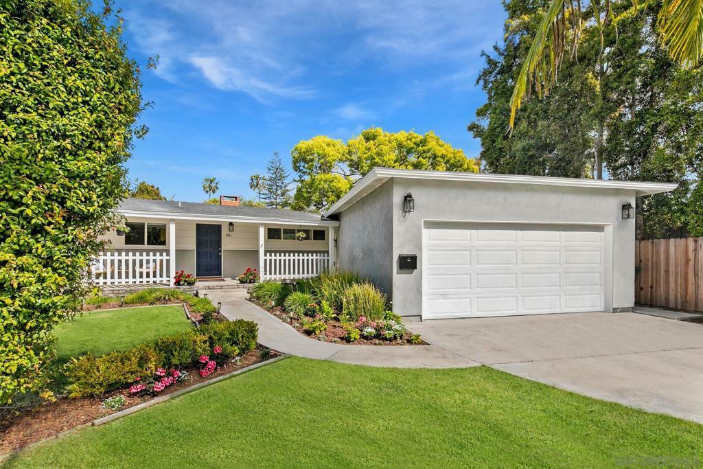 Property Photo: 441 Country Club Ln CA 92118