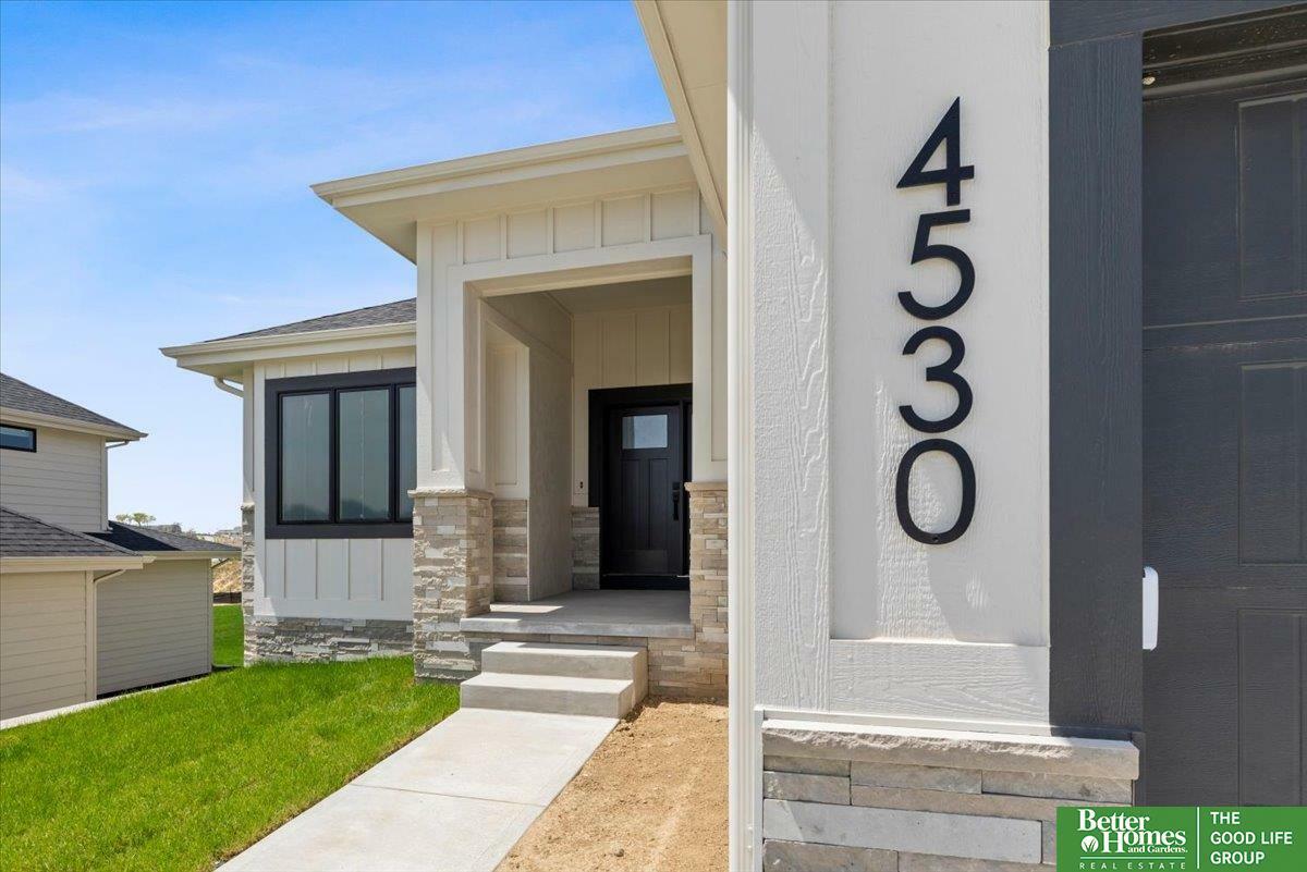 Property Photo: 4530 S 203rd Street NE 68135