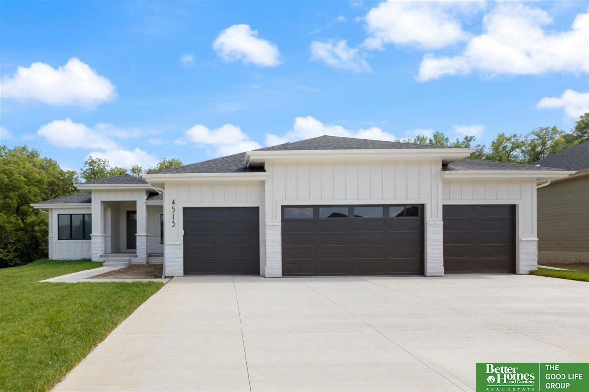 Property Photo: 5426 N 213th Avenue NE 68022
