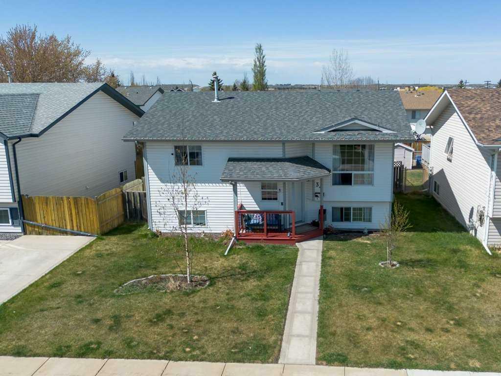 Property Photo: 34 Obrien Crescent AB T4P 3T3