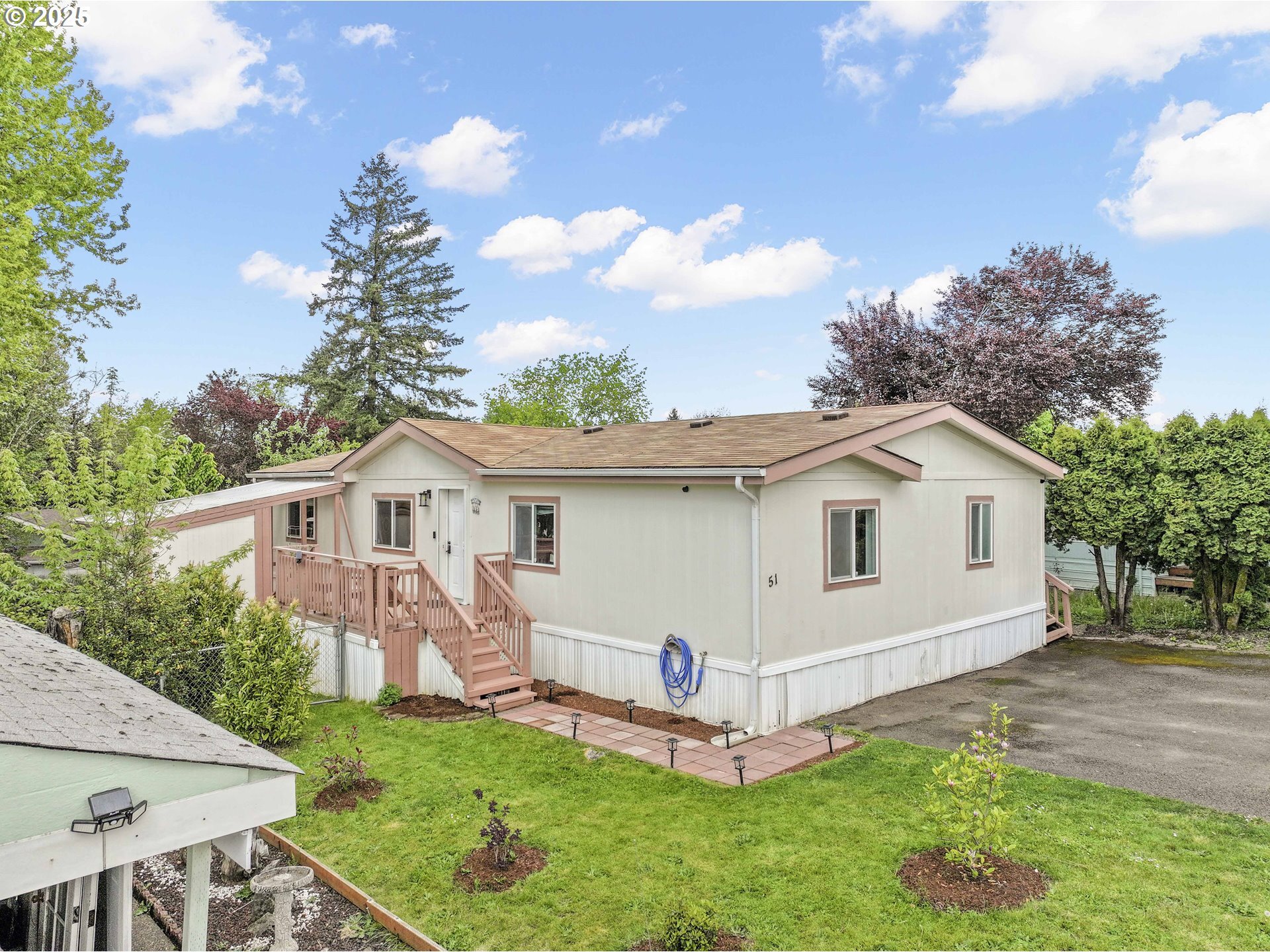Property Photo:  5055 NE Elliott Cir 51  OR 97330 