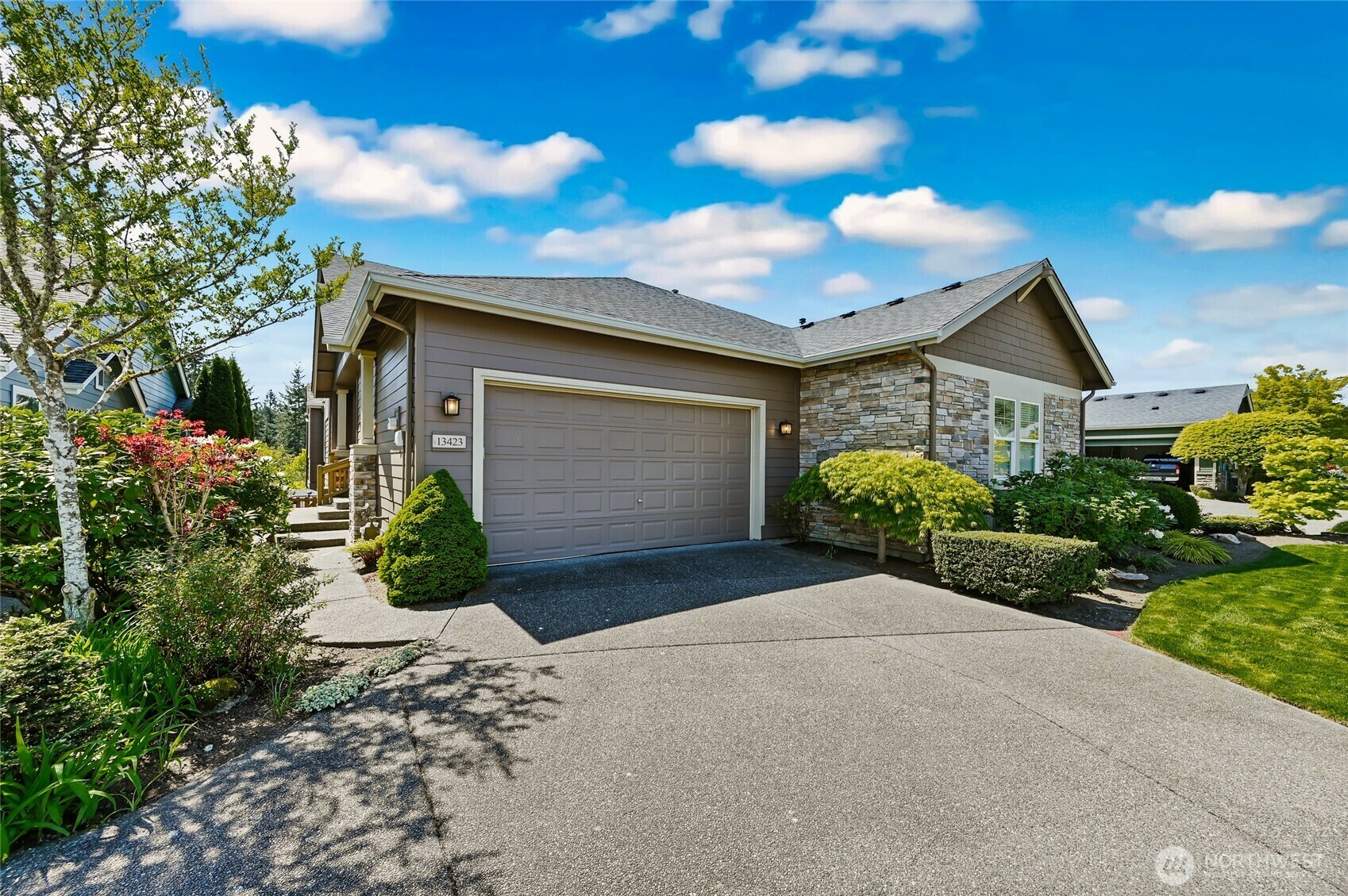 Property Photo: 13423 Adair Creek Way NE WA 98053