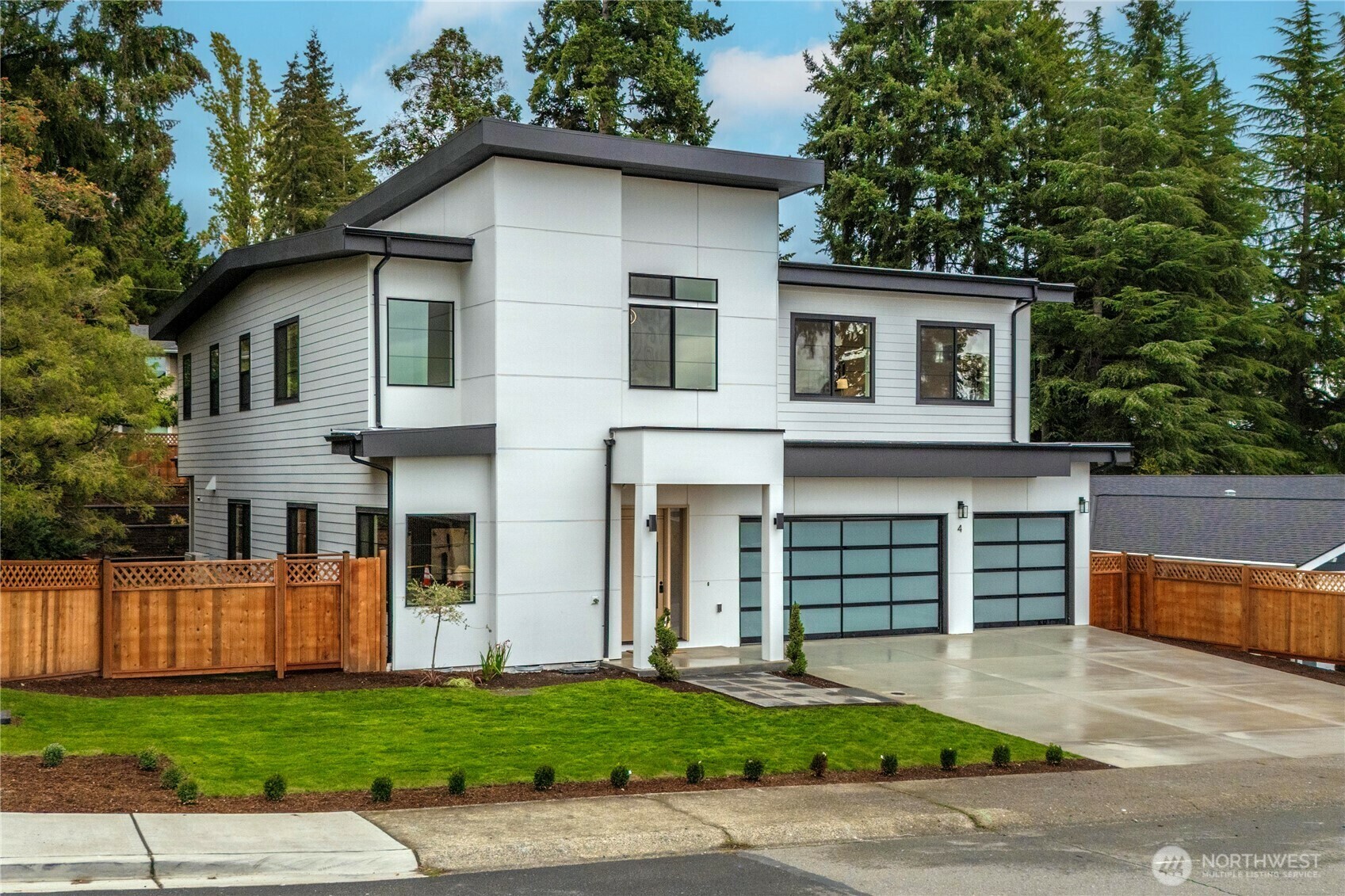 Property Photo: 2 151st Place SE WA 98007