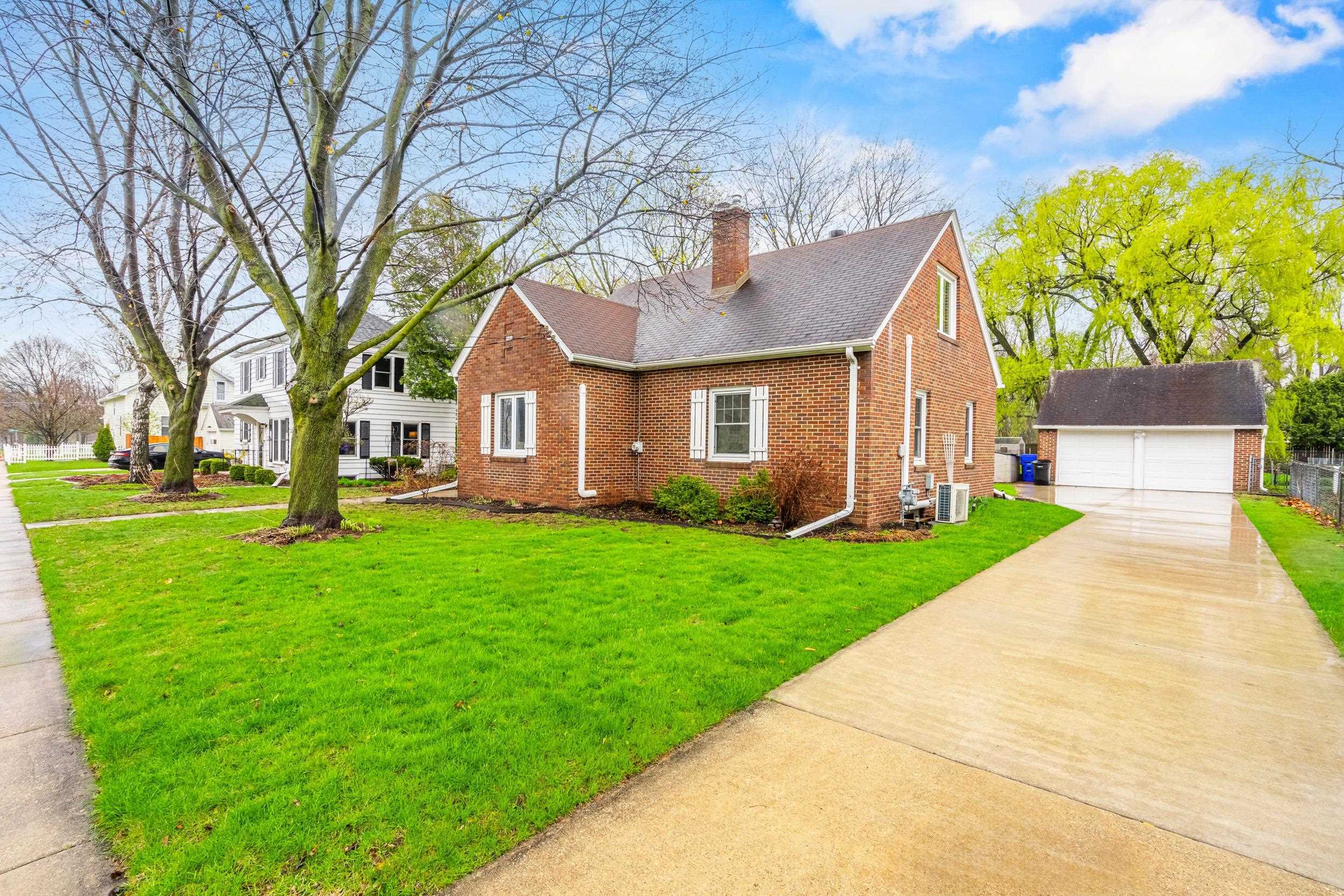 Property Photo: 111 E Glendale Avenue WI 54911