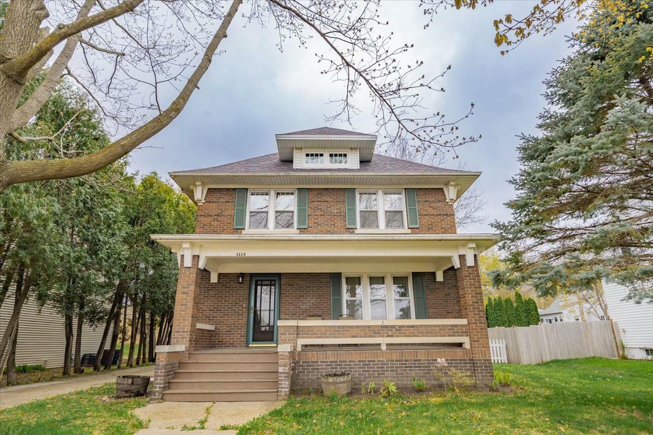 Property Photo: 1113 2nd Street WI 53574