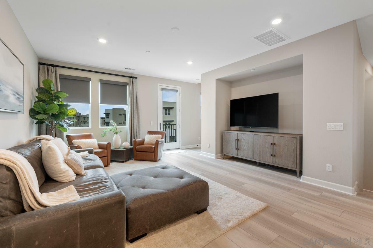 Property Photo: 3583 Brody Way CA 92056